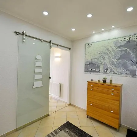 Strandhochhaus Sa04 *